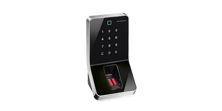 dormabaka biometric reader